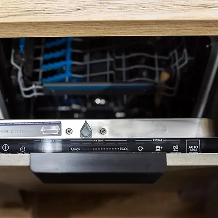 Апартаменты Center Sanctuary Modern Business-class With Free Parking In The Heart Of