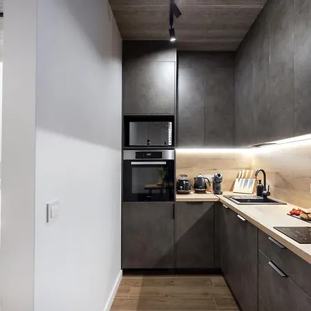 Center Sanctuary Modern Business-class With Free Parking In The Heart Of