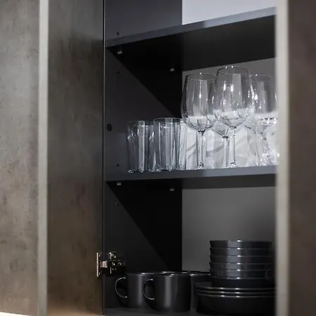 Апартаменты Center Sanctuary Modern Business-class With Free Parking In The Heart Of