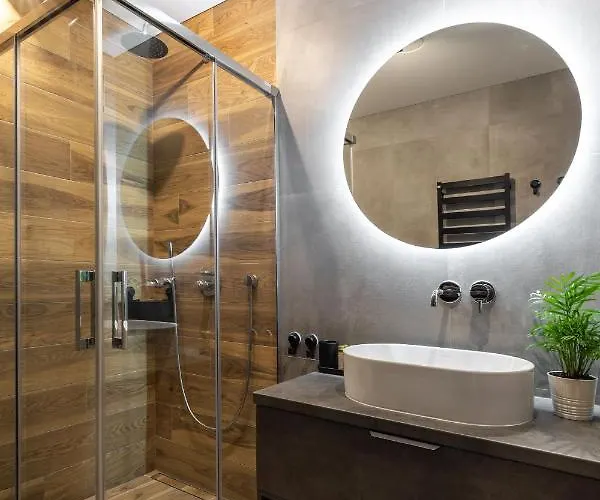 Center Sanctuary Modern Business-class With Free Parking In The Heart Of Apartment