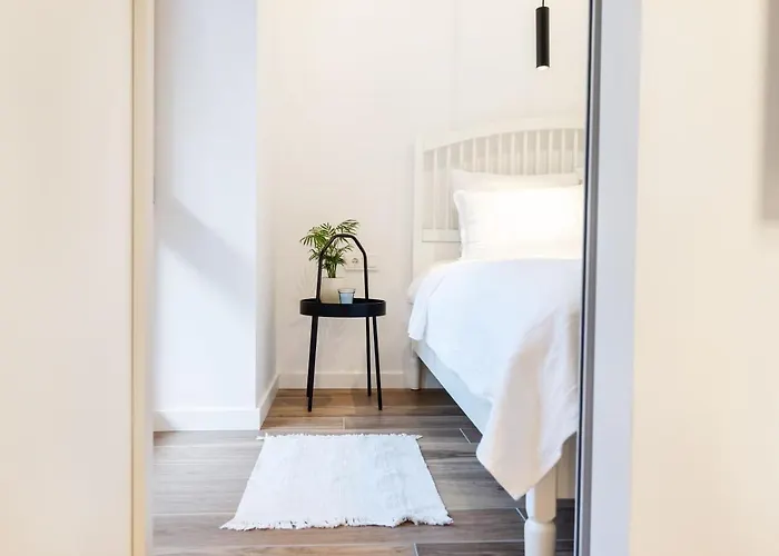 아파트 Center Sanctuary Modern Business-class With Free Parking In The Heart Of *