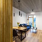 Apartment Center Sanctuary Modern Business-class With Free Parking In The Heart Of Vilnius