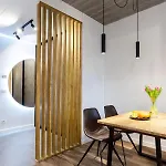 Apartment Center Sanctuary Modern Business-class With Free Parking In The Heart Of *