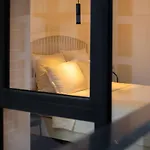 Center Sanctuary Modern Business-class With Free Parking In The Heart Of Apartment